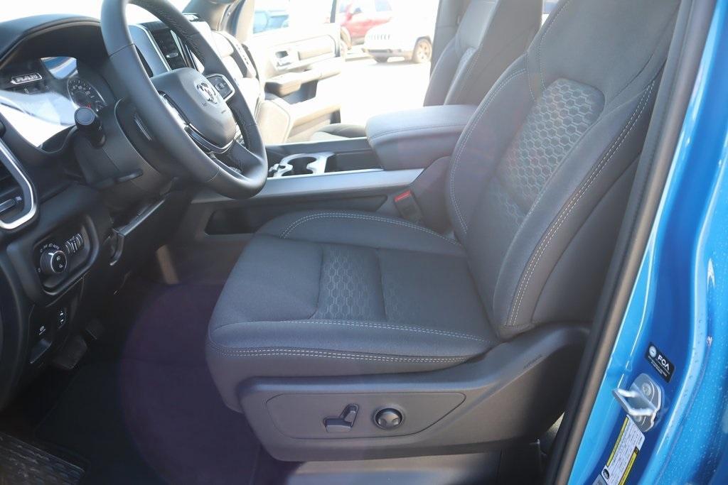new 2025 Ram 1500 car, priced at $45,297