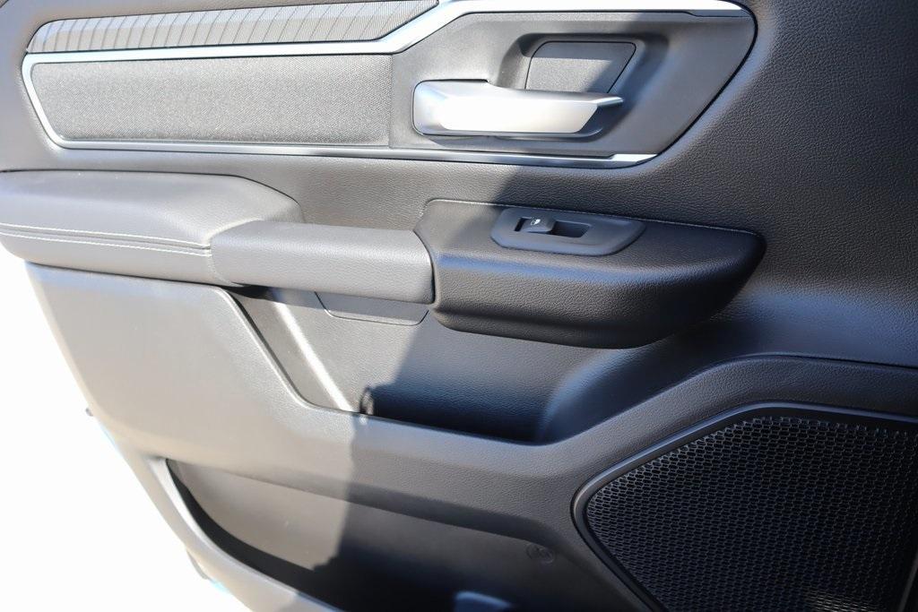 new 2025 Ram 1500 car, priced at $45,297