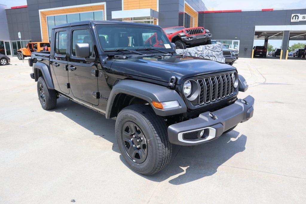 new 2025 Jeep Gladiator car, priced at $33,716