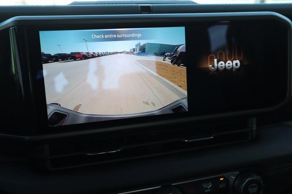 new 2025 Jeep Gladiator car, priced at $41,028