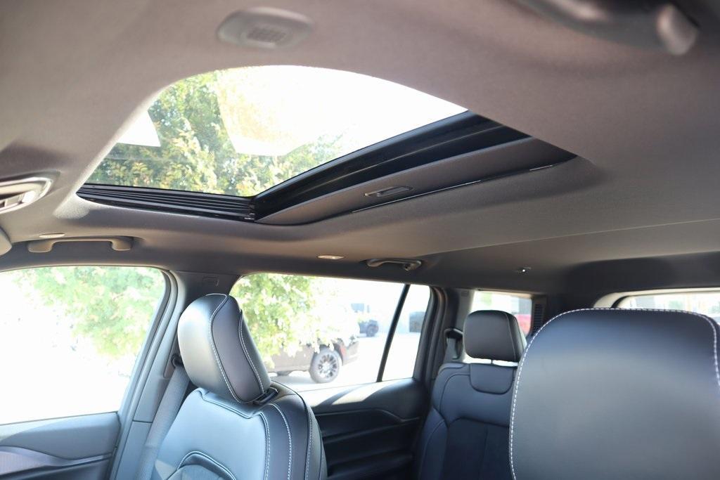 new 2025 Jeep Grand Cherokee L car, priced at $38,701