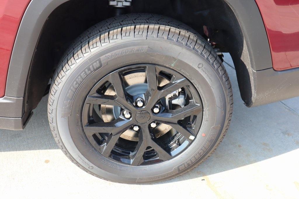new 2025 Jeep Grand Cherokee L car, priced at $38,701
