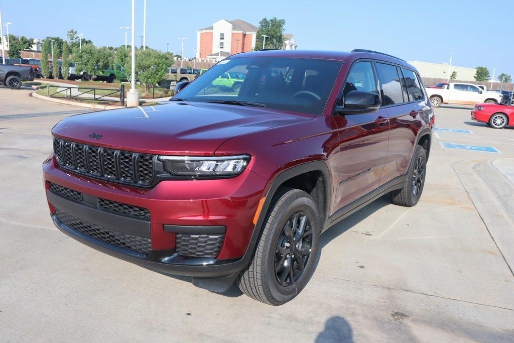 new 2025 Jeep Grand Cherokee L car, priced at $38,701