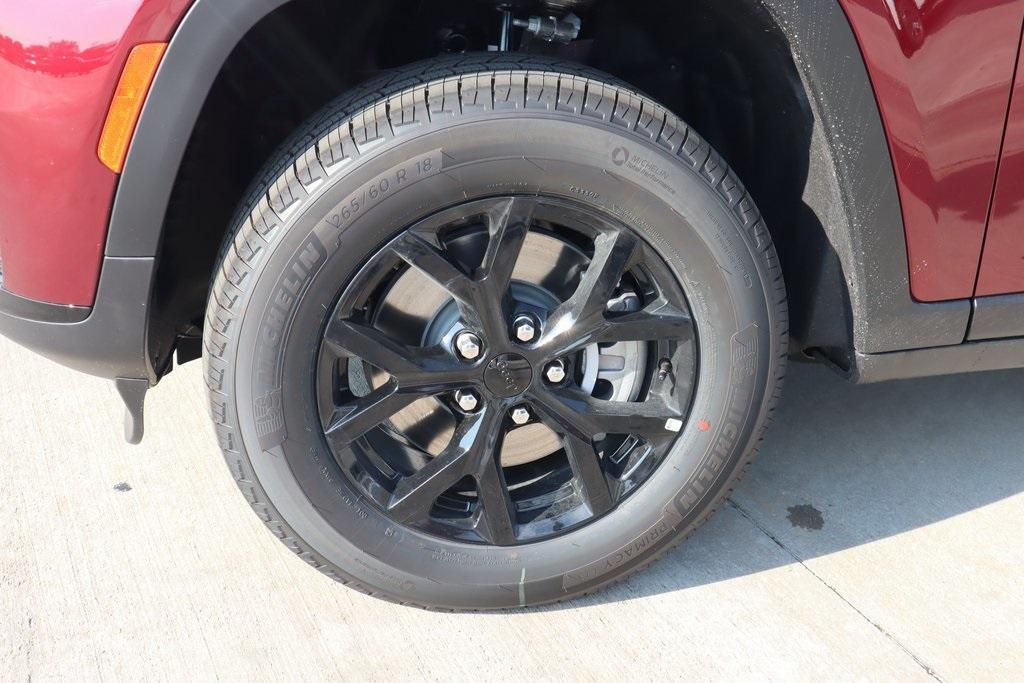 new 2025 Jeep Grand Cherokee L car, priced at $38,701