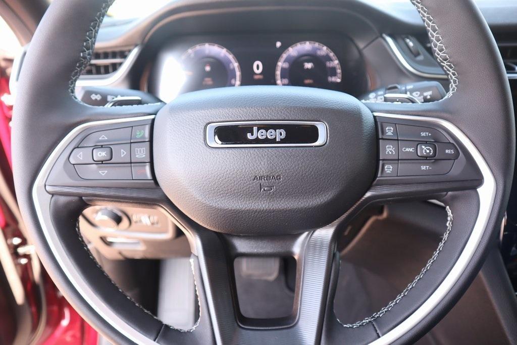 new 2025 Jeep Grand Cherokee L car, priced at $38,701