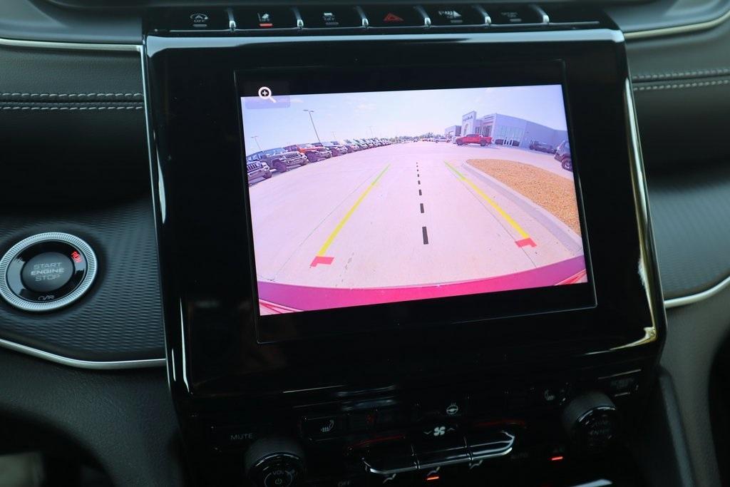 new 2025 Jeep Grand Cherokee L car, priced at $38,701