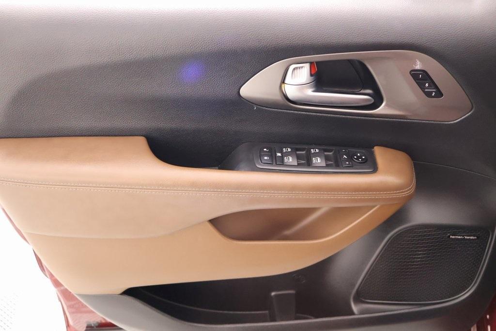 used 2020 Chrysler Pacifica car, priced at $20,996