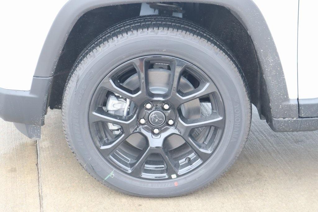 new 2025 Jeep Compass car, priced at $30,886