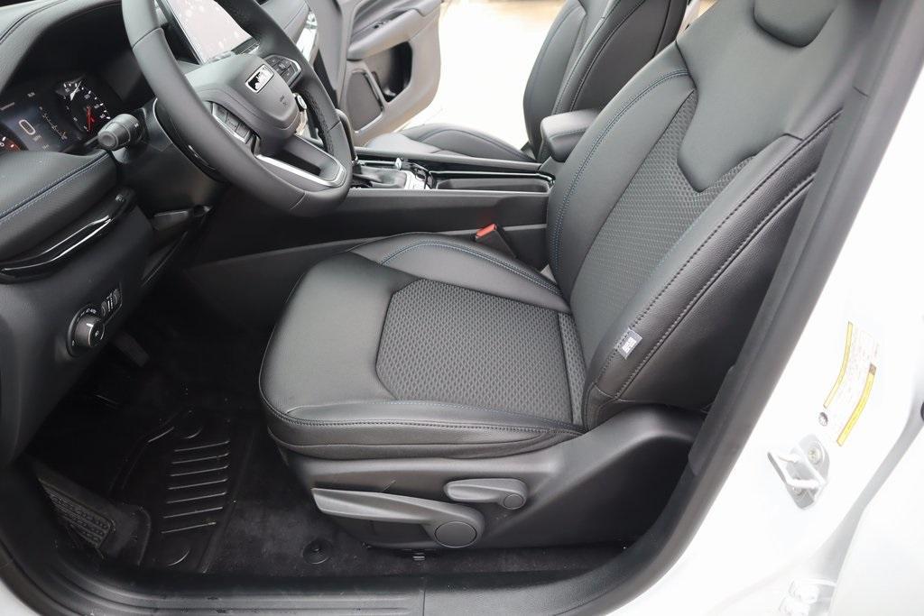 new 2025 Jeep Compass car, priced at $30,886