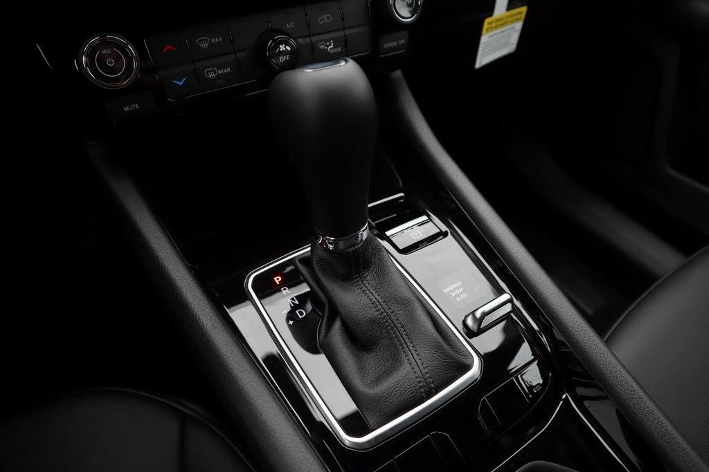 new 2025 Jeep Compass car, priced at $30,886