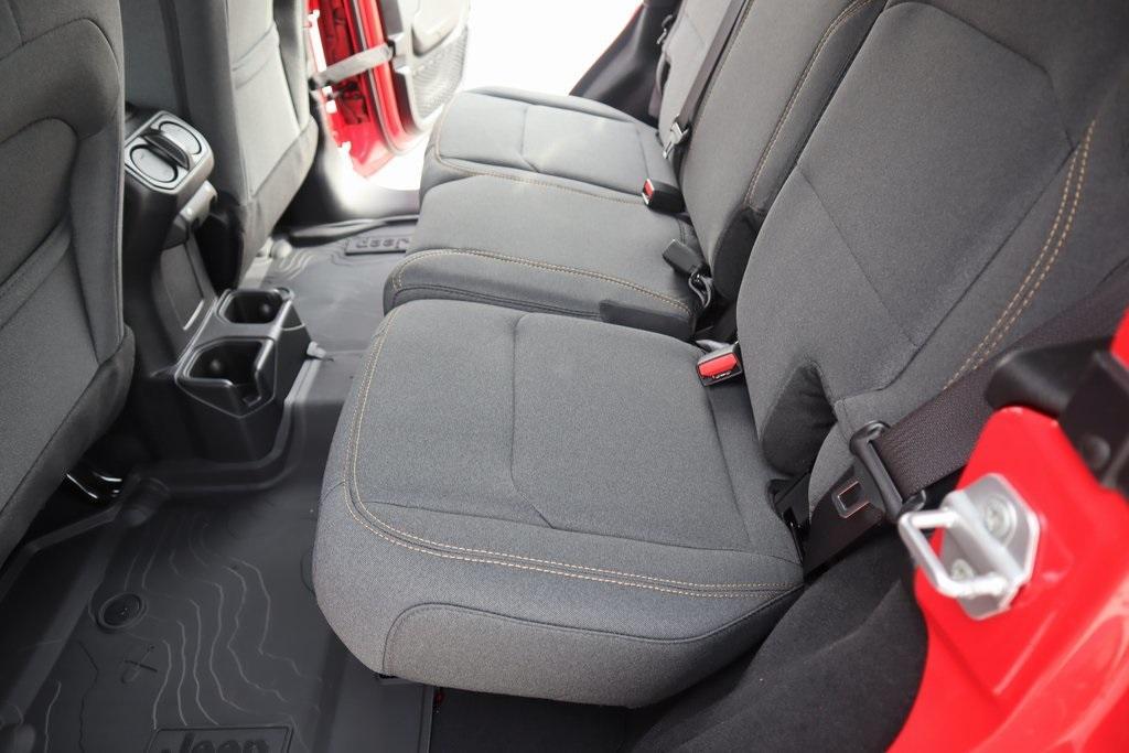 new 2025 Jeep Wrangler car, priced at $49,227