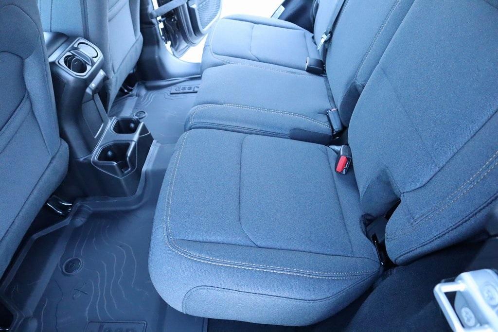 new 2025 Jeep Wrangler car, priced at $55,942