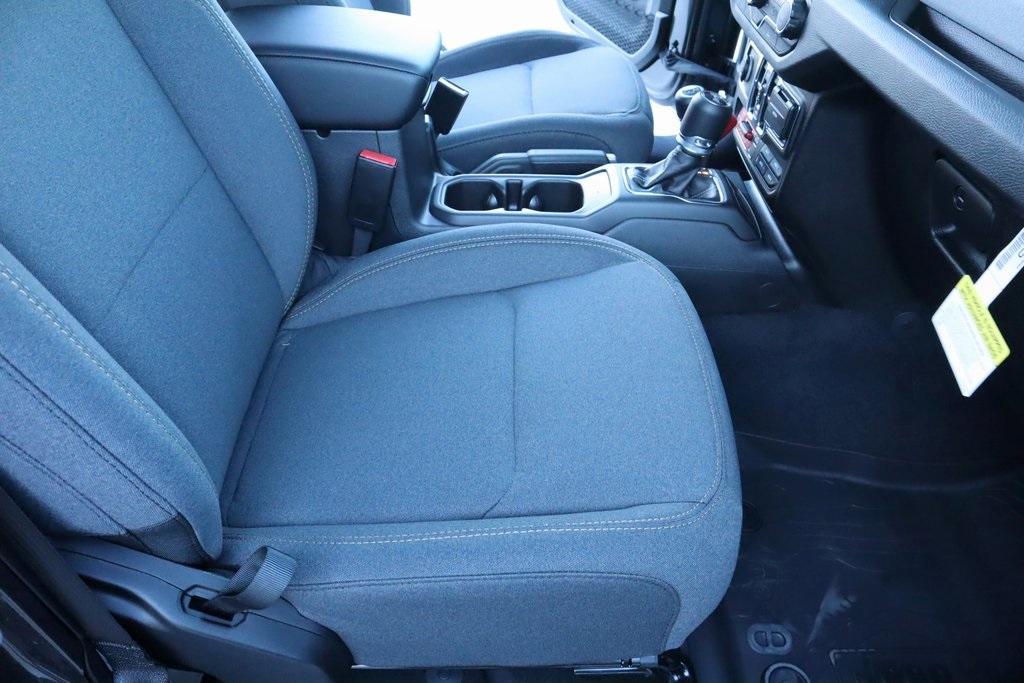 new 2025 Jeep Wrangler car, priced at $55,942