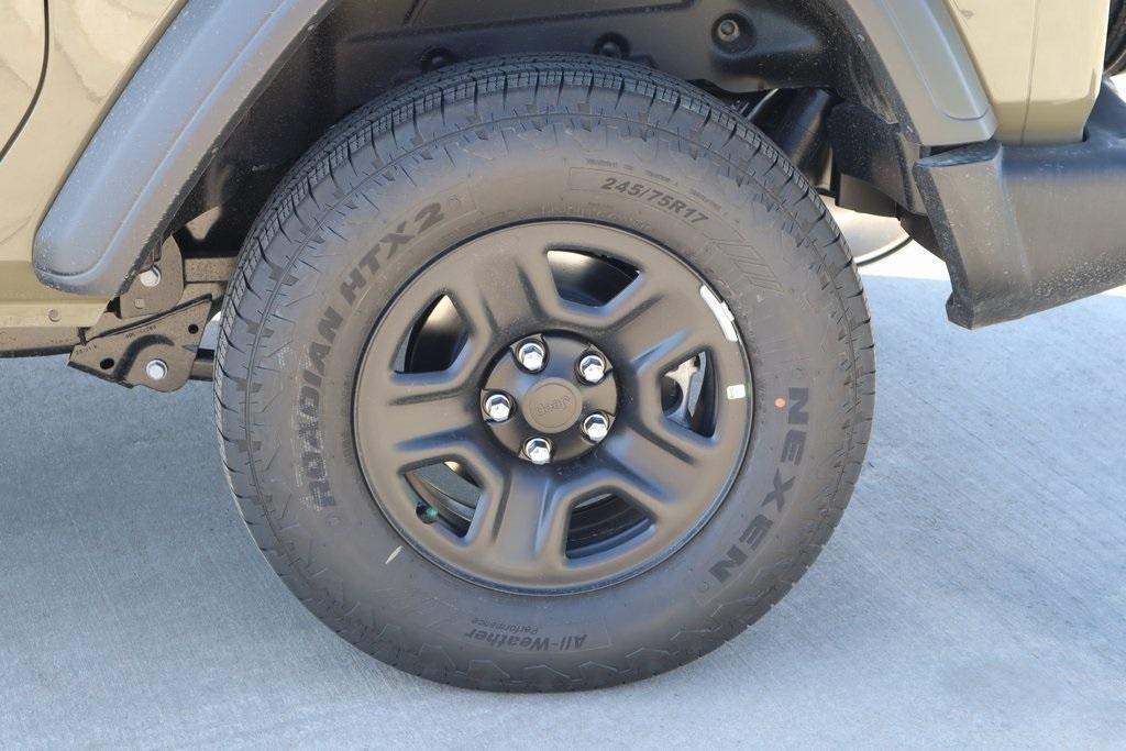 new 2025 Jeep Wrangler car, priced at $30,328