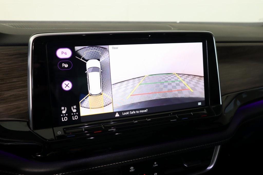 used 2024 Volkswagen Atlas car, priced at $45,117