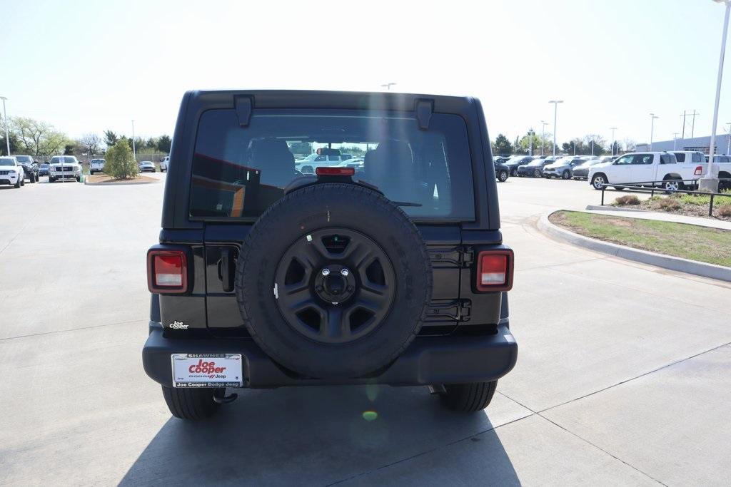 new 2025 Jeep Wrangler car, priced at $35,925