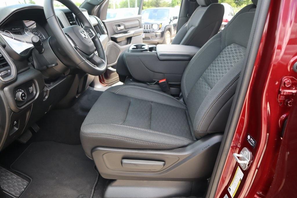 new 2025 Ram 1500 car, priced at $39,974
