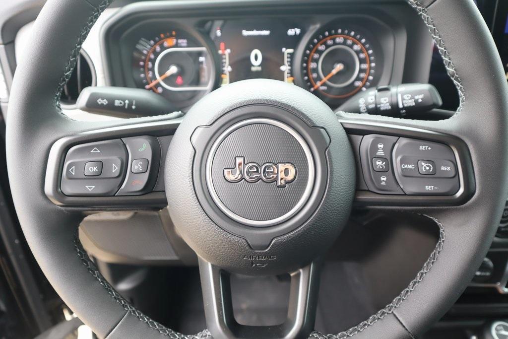 new 2025 Jeep Wrangler car, priced at $38,561