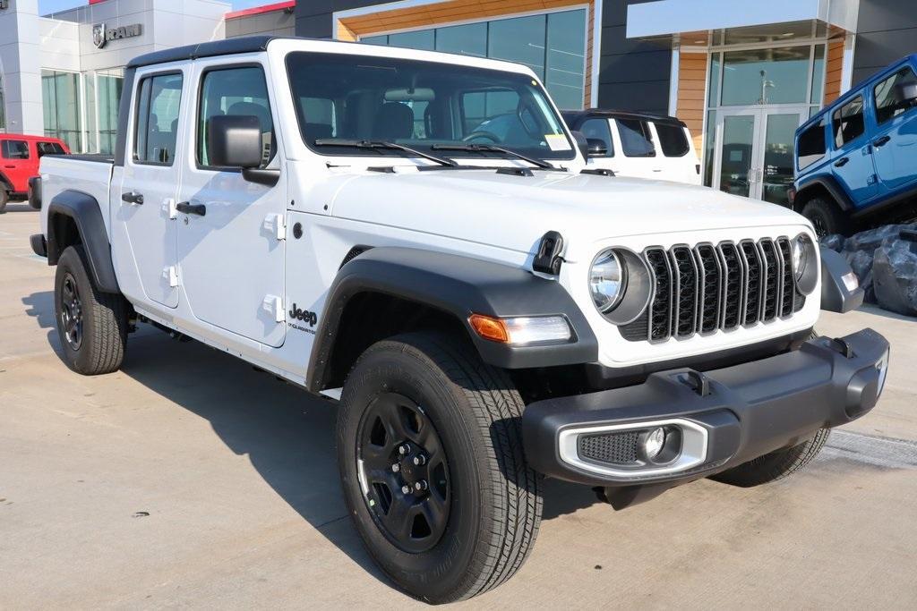 new 2025 Jeep Gladiator car, priced at $35,106