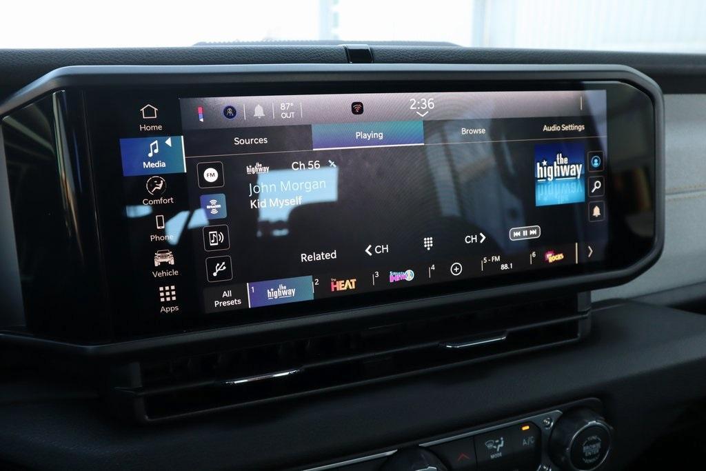 new 2025 Jeep Gladiator car, priced at $35,106