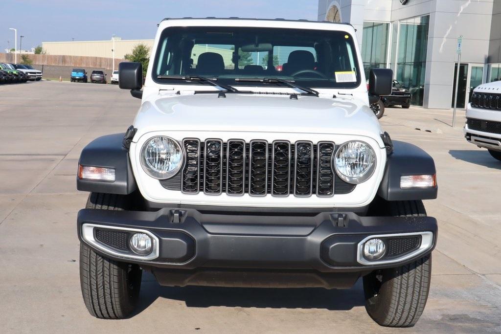 new 2025 Jeep Gladiator car, priced at $35,106