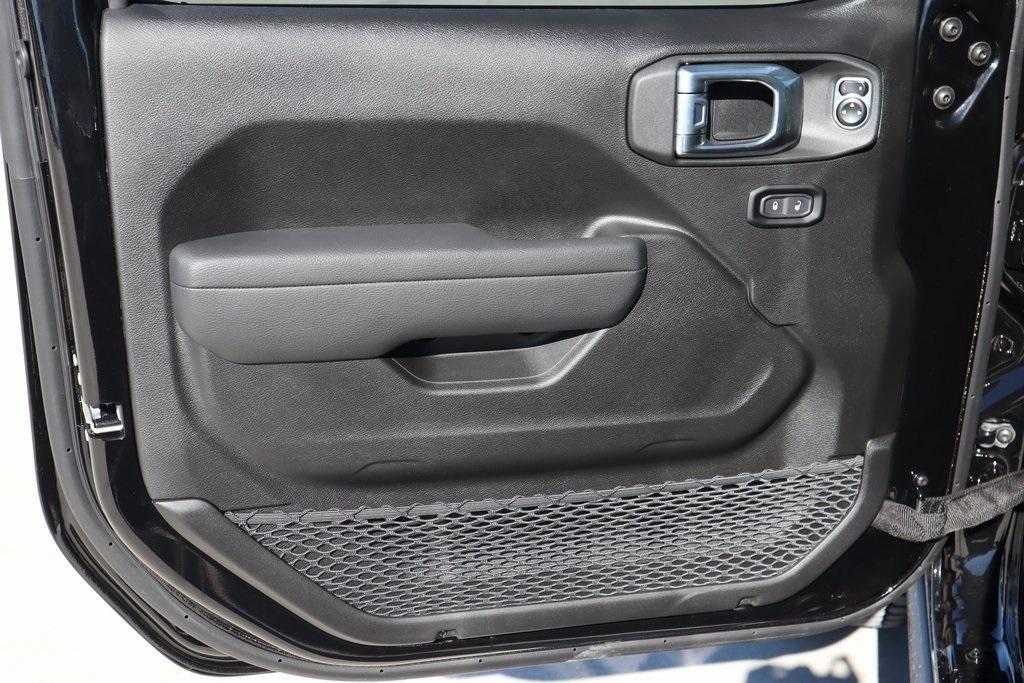 new 2025 Jeep Gladiator car, priced at $34,963