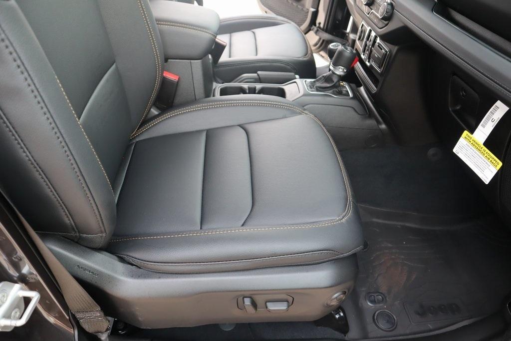 new 2025 Jeep Wrangler car, priced at $50,568