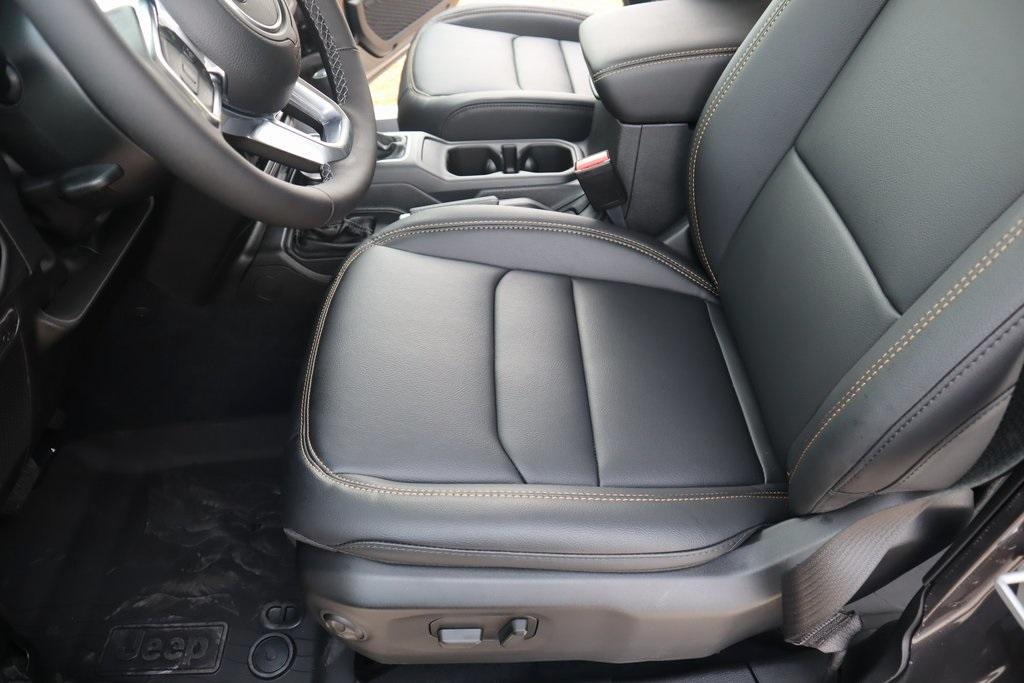 new 2025 Jeep Wrangler car, priced at $50,568