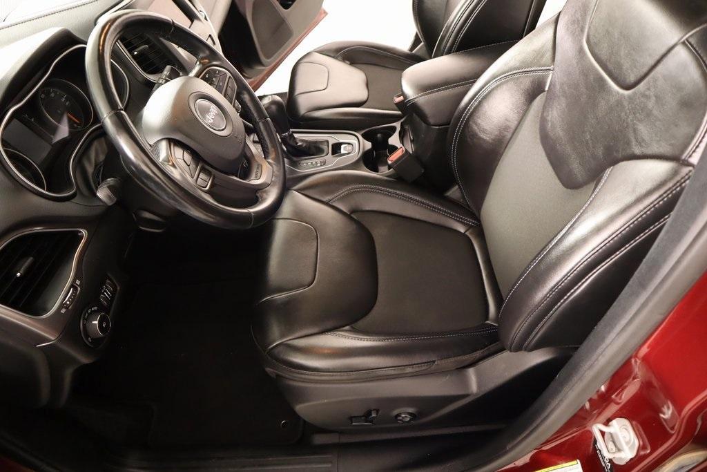 used 2021 Jeep Cherokee car, priced at $21,034