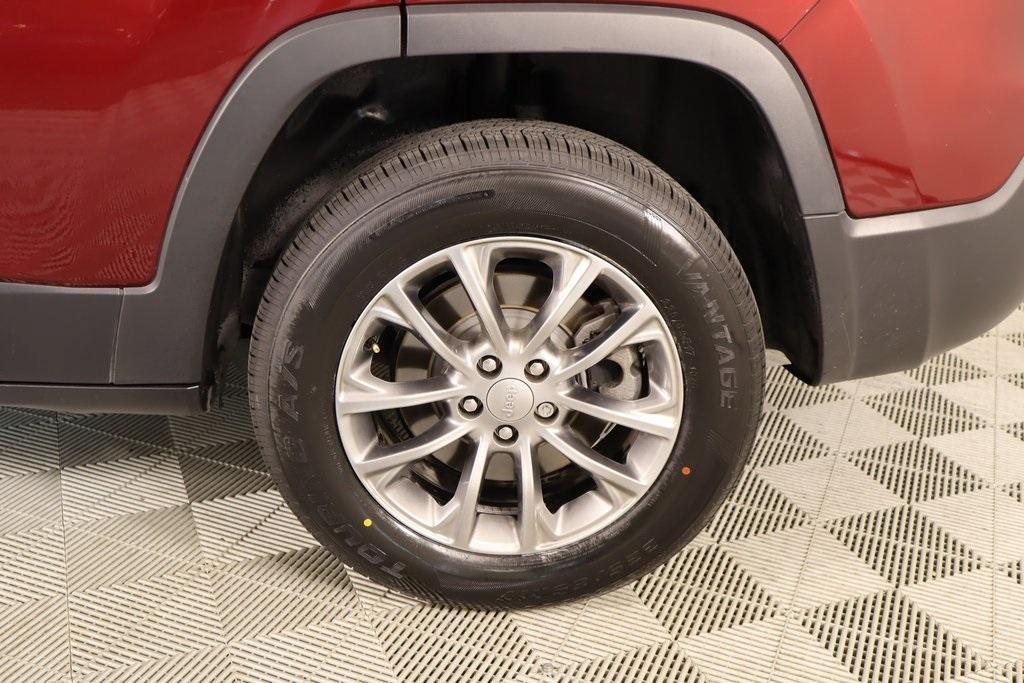 used 2021 Jeep Cherokee car, priced at $21,034