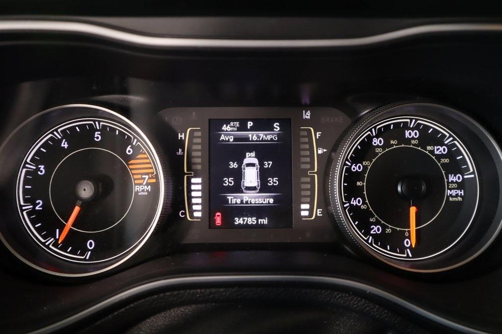 used 2021 Jeep Cherokee car, priced at $21,034