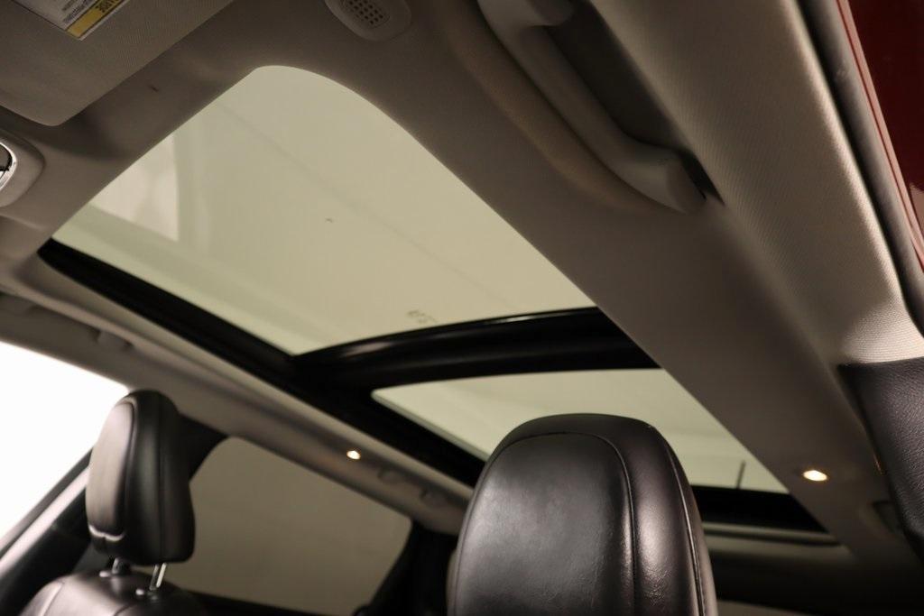 used 2021 Jeep Cherokee car, priced at $21,034