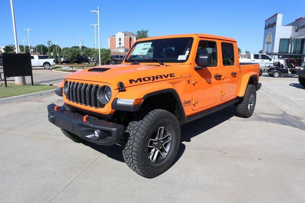 new 2025 Jeep Gladiator car, priced at $48,419