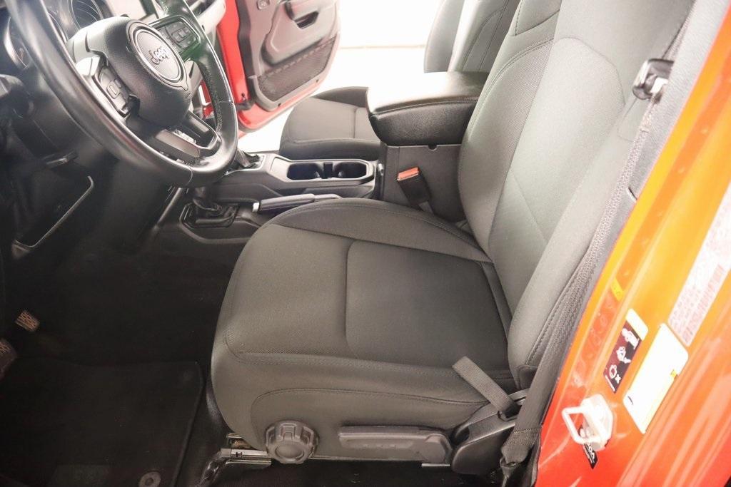 used 2022 Jeep Gladiator car, priced at $27,088
