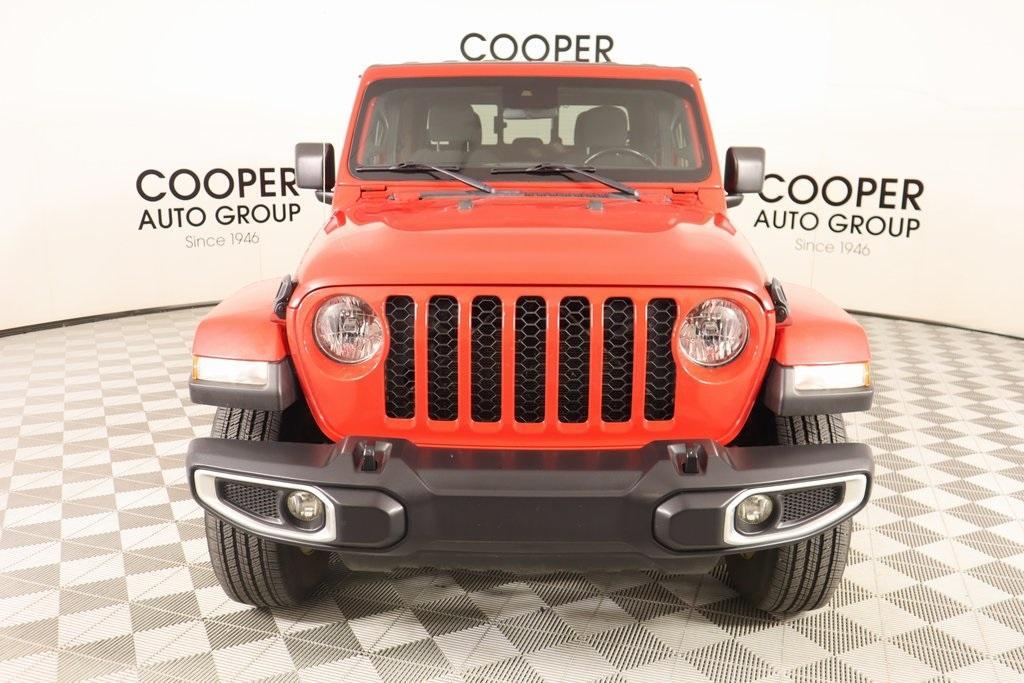 used 2022 Jeep Gladiator car, priced at $27,088