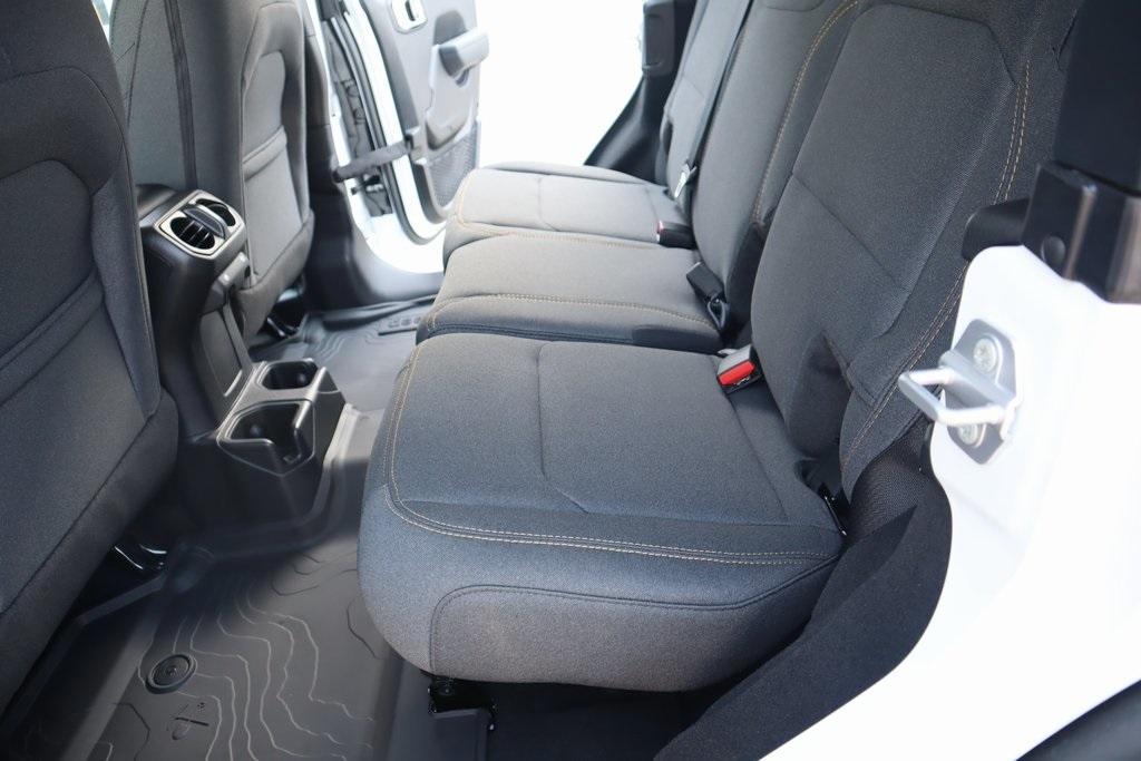 new 2025 Jeep Wrangler car, priced at $48,283