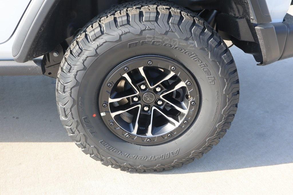 new 2025 Jeep Wrangler car, priced at $48,283