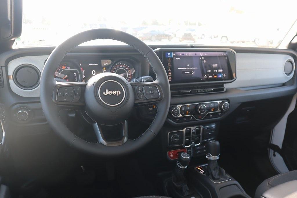 new 2025 Jeep Wrangler car, priced at $48,283