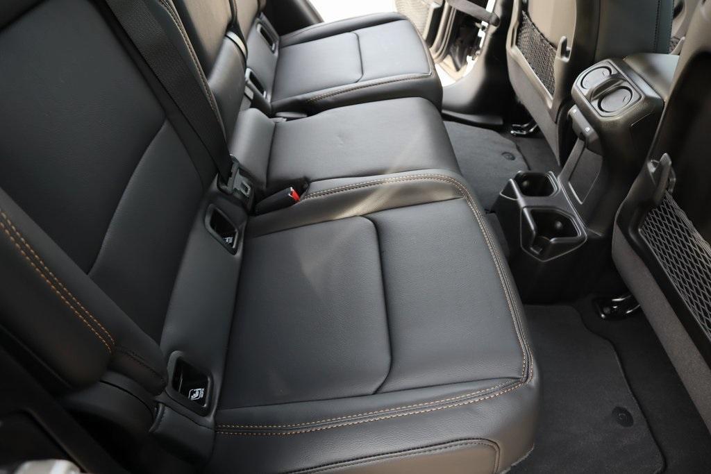 new 2025 Jeep Gladiator car, priced at $38,767