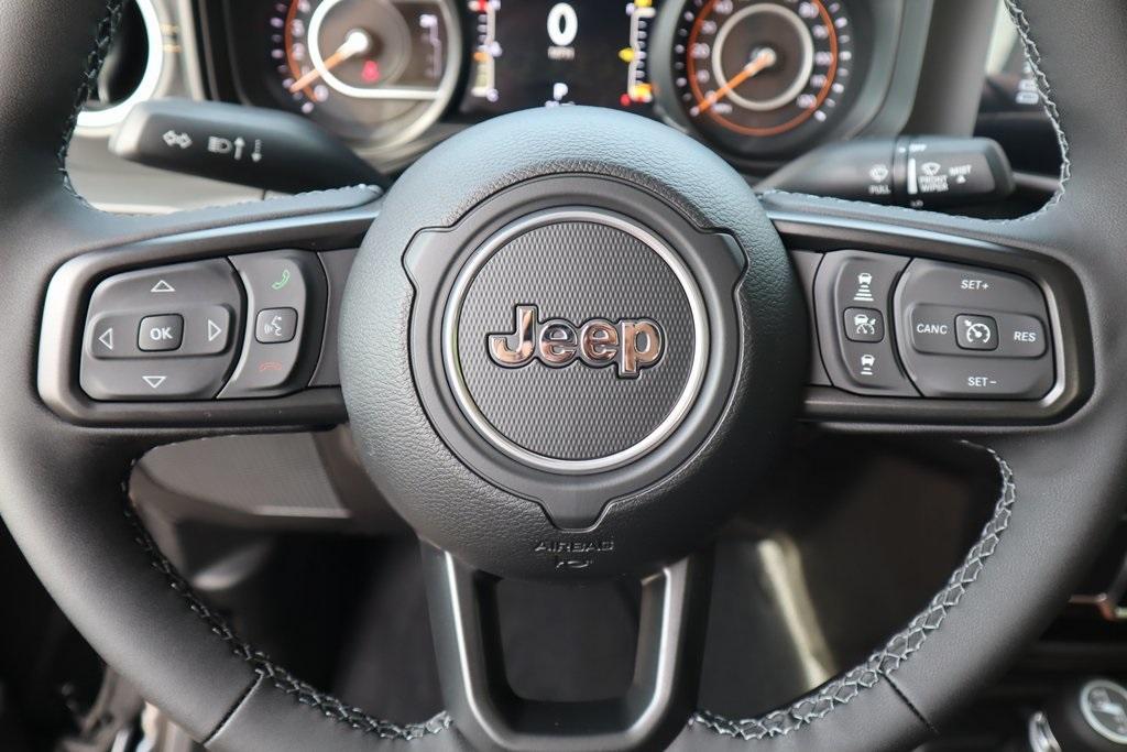 new 2025 Jeep Gladiator car, priced at $38,767