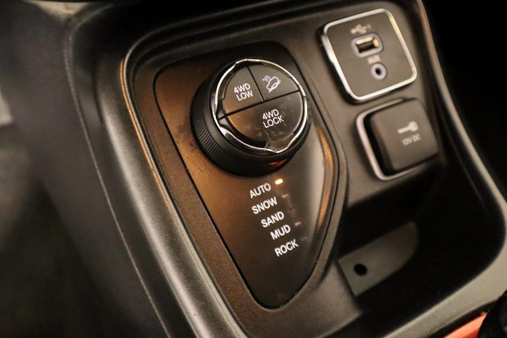 used 2020 Jeep Compass car, priced at $16,244