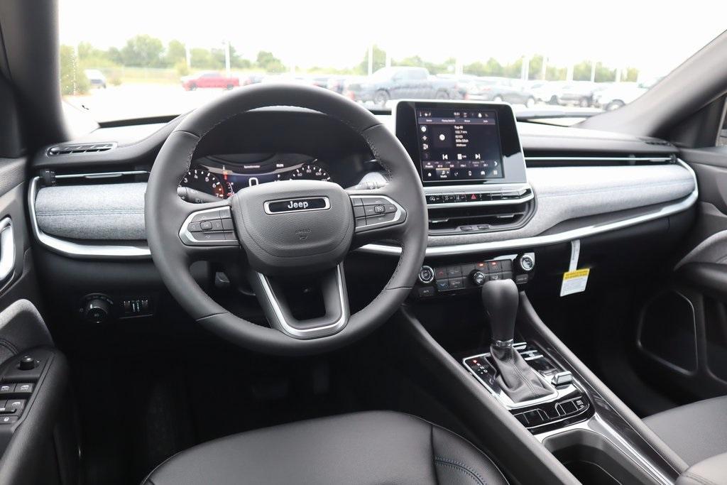 new 2025 Jeep Compass car, priced at $24,192