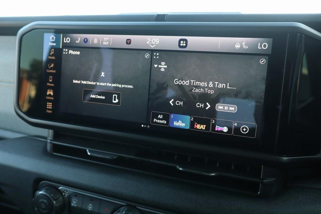 new 2025 Jeep Wrangler car, priced at $55,290