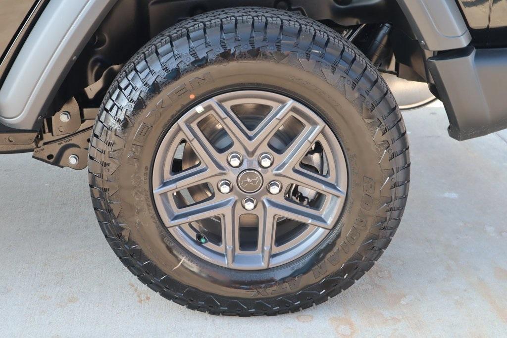 new 2025 Jeep Wrangler car, priced at $55,290