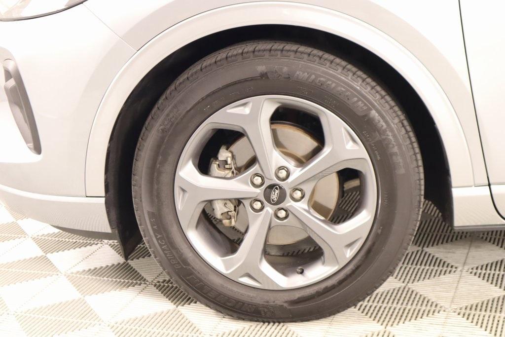 used 2024 Ford Escape car, priced at $22,622