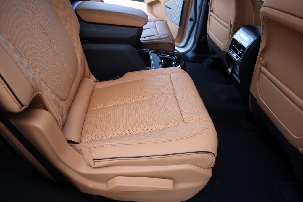 new 2025 Jeep Grand Cherokee L car, priced at $58,691