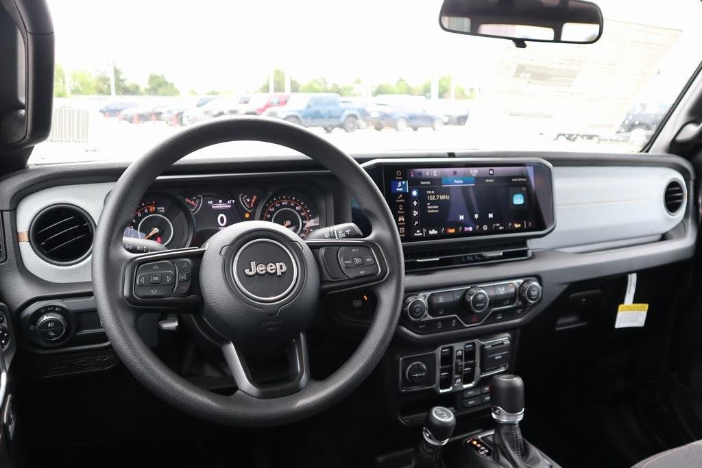 new 2025 Jeep Gladiator car, priced at $38,884