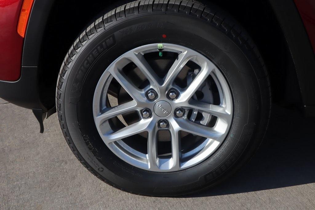 new 2025 Jeep Grand Cherokee car, priced at $32,358