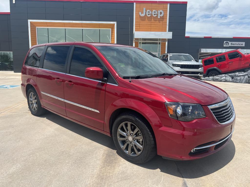 used 2016 Chrysler Town & Country car, priced at $8,308