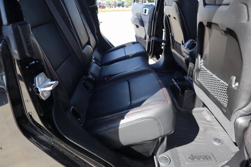 new 2025 Jeep Gladiator car, priced at $48,806